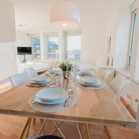 Apartment Zentrale Grosszuegige Penthousewohnung Fuer 8 Personen Bremen